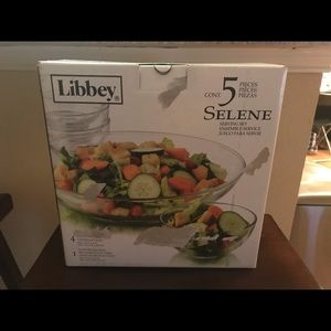 Set of 5 salad bowls